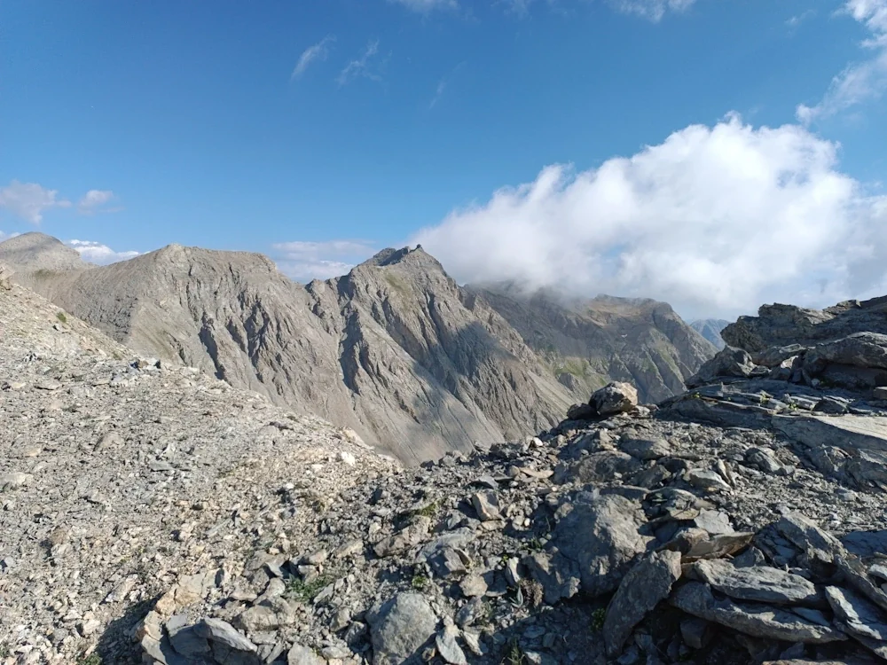 Vue depuis le sommet des Garrets situé dans le parc National du Mercantour